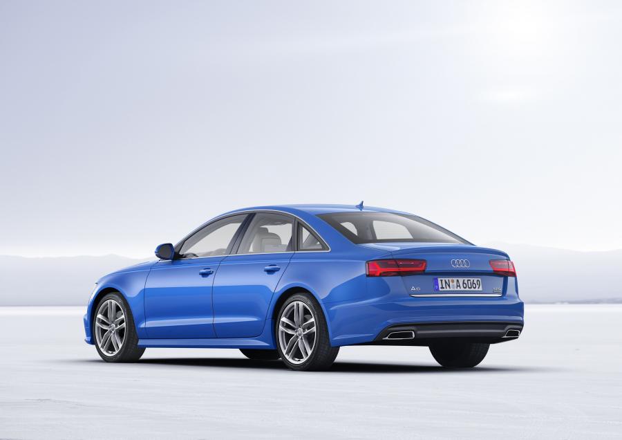  Audi A6 TFSI Quattro S-Line 2016 года  (WW) (фото 10 из 18)